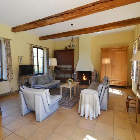 With Tennis Court Дом отдыха