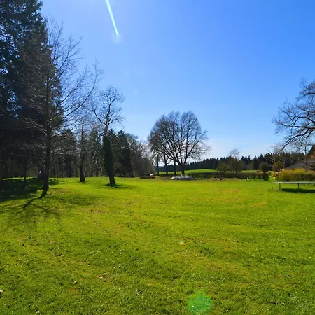 Дом отдыха With Tennis Court *